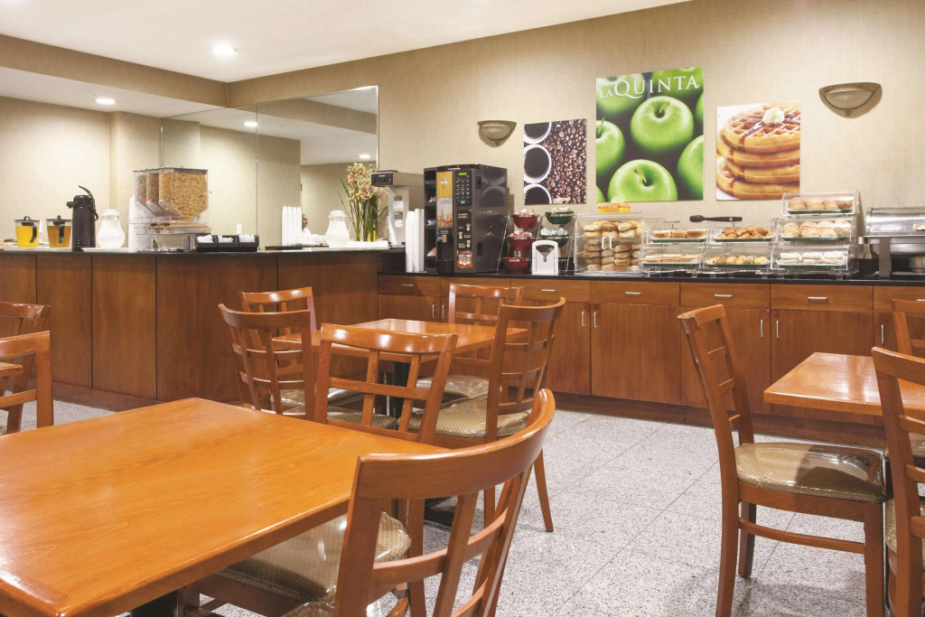 La Quinta Inn Queens
