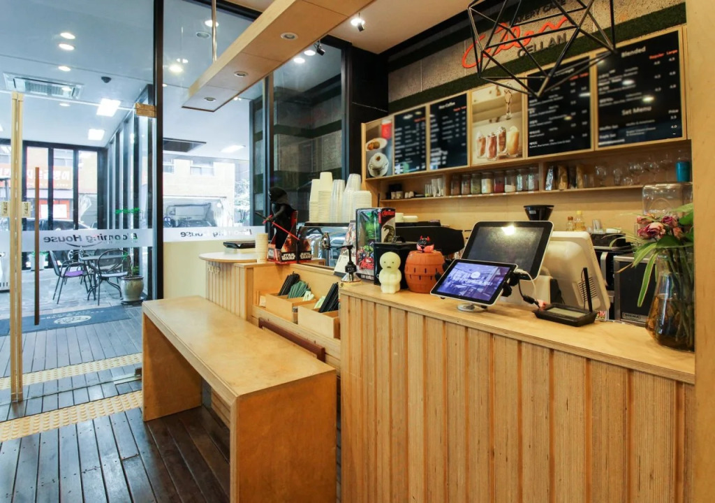 Blooming House Residence