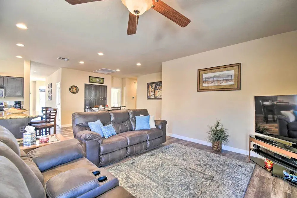 15 Mi to Dtwn: Avondale Home w/ Pool & Yard