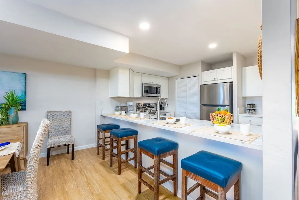 Kaanapali Plantation 3 bedroom 2.5 baths OceanView 3 Condo by RedAwning