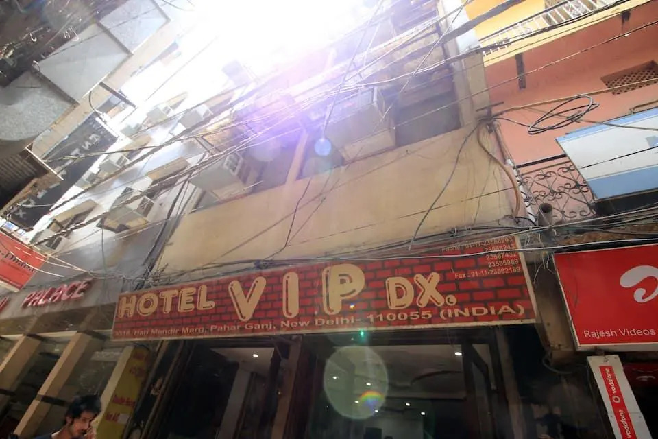 VIP Deluxe Hotel