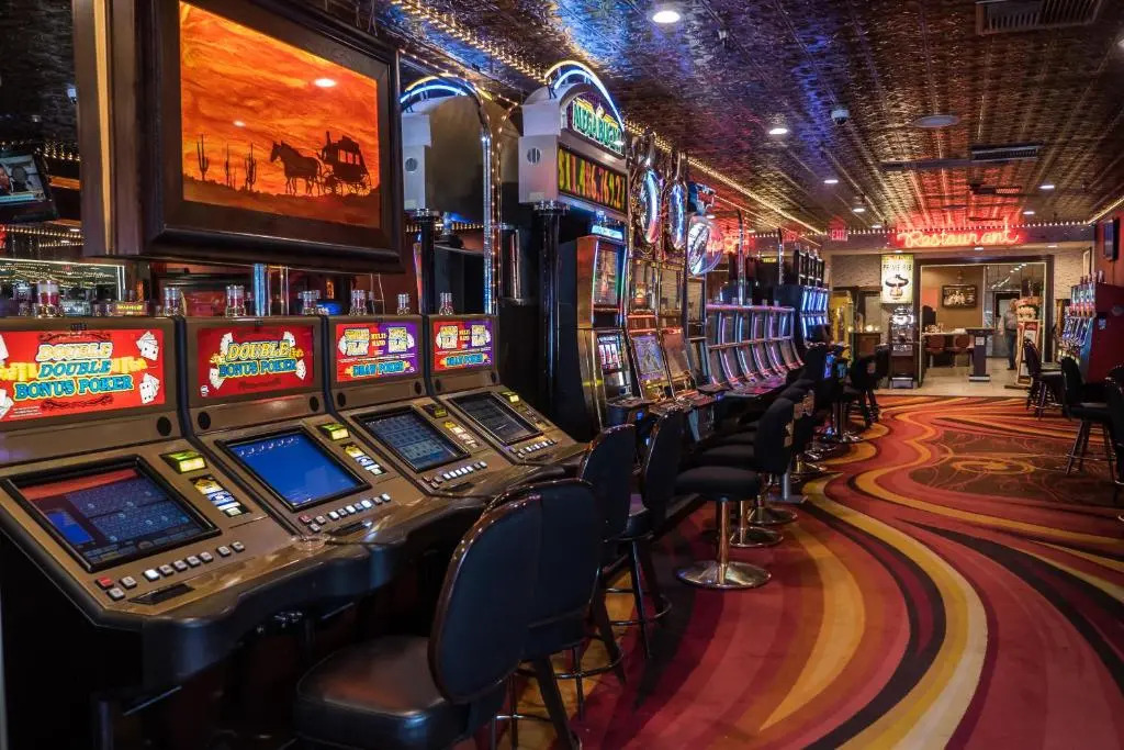 Skyline Hotel and Casino