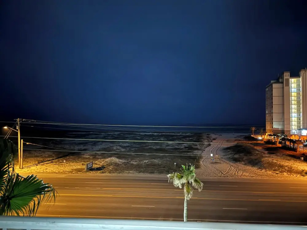 Direct Gulf Front Condo with Resort Pools with Hot Tubs - Steps to Beach