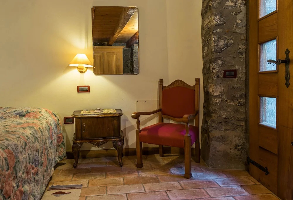 Castello di Zorzino Iseo lake