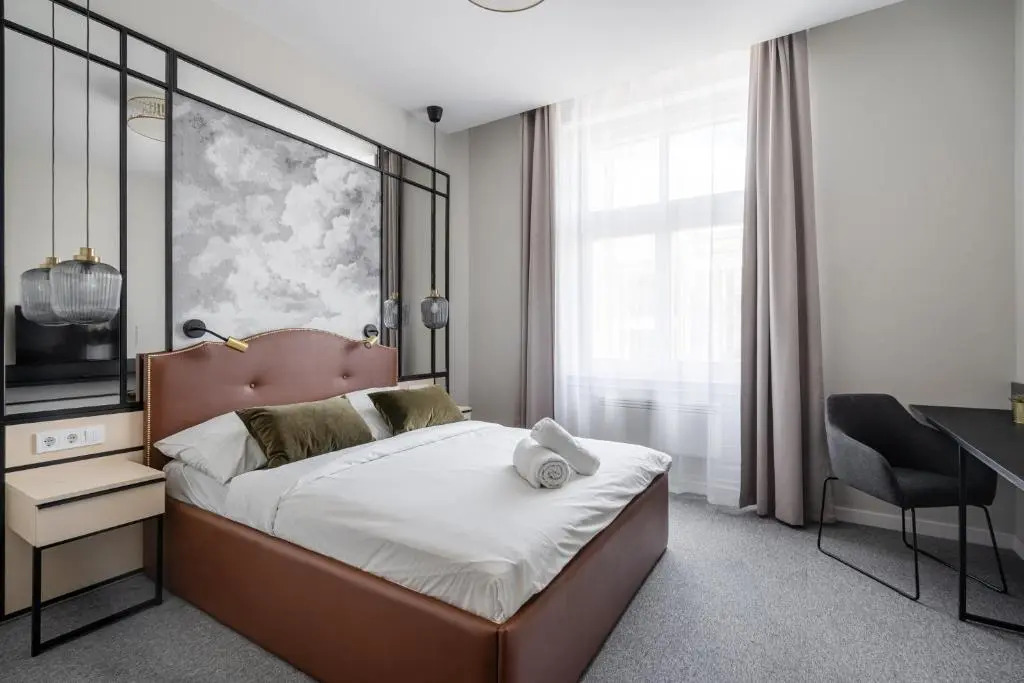 Astoria Boutique Suites- Best Location by BQA