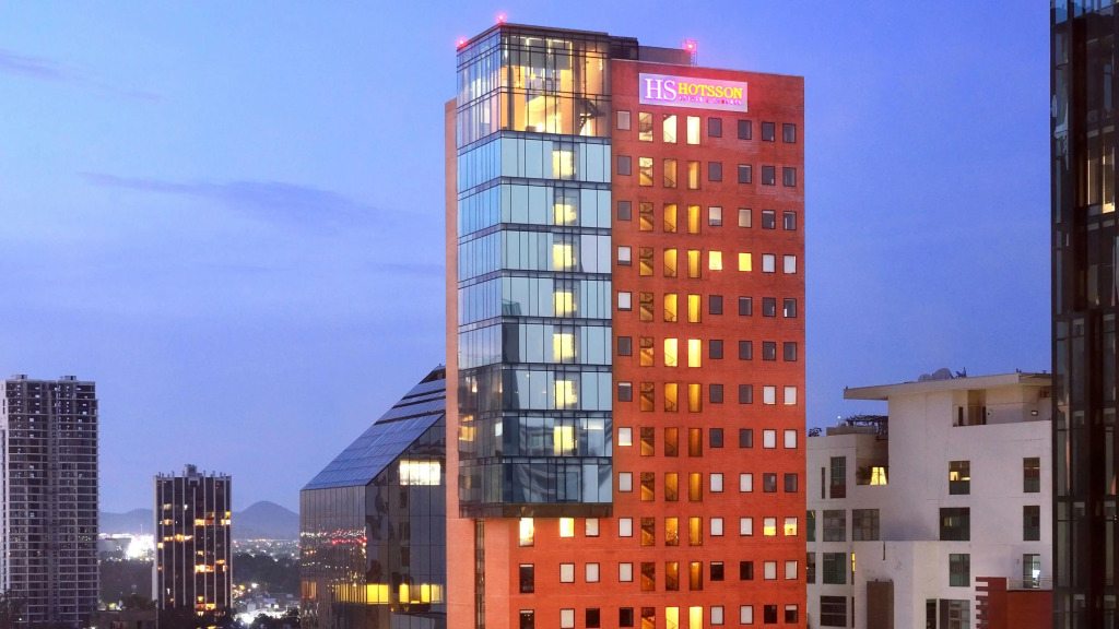 Hotel Guadalajara Country Club by HNF