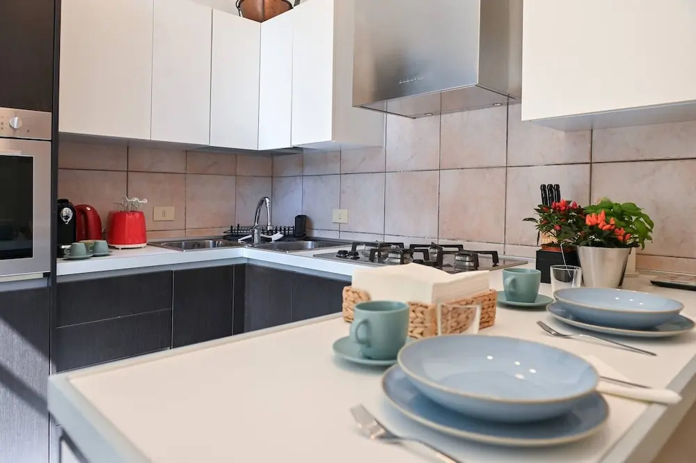 Central Lake View Apartment Crespi in Como