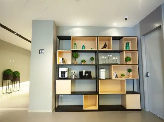 Homeinn Selected Hotel (Kunming Nanping Pedestrian Street Jinmafang)