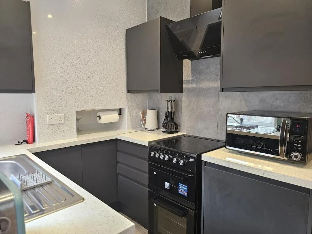 Cozy Haven Near Glenfield & LRI Hospitals