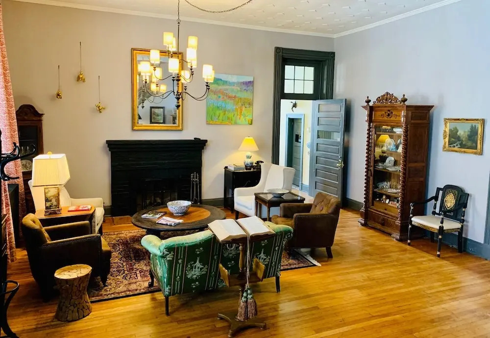The Inn At Warm Springs