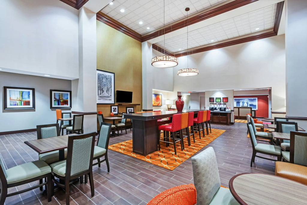 Hampton Inn & Suites Houston I-10 West Park Row, Tx