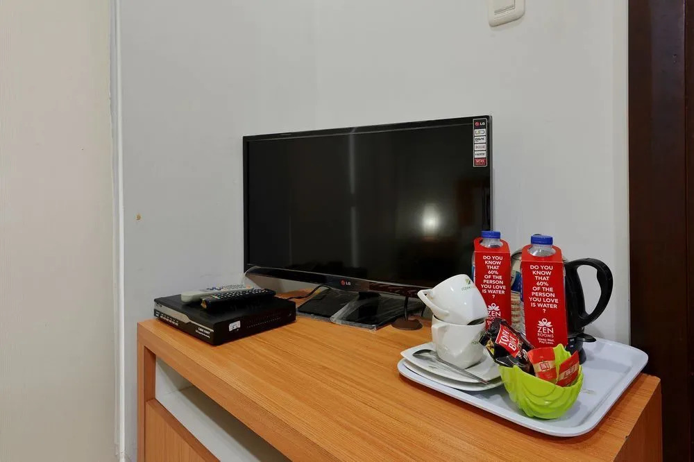 ZEN Rooms Basic Kelapa Dua Kebon Jeruk