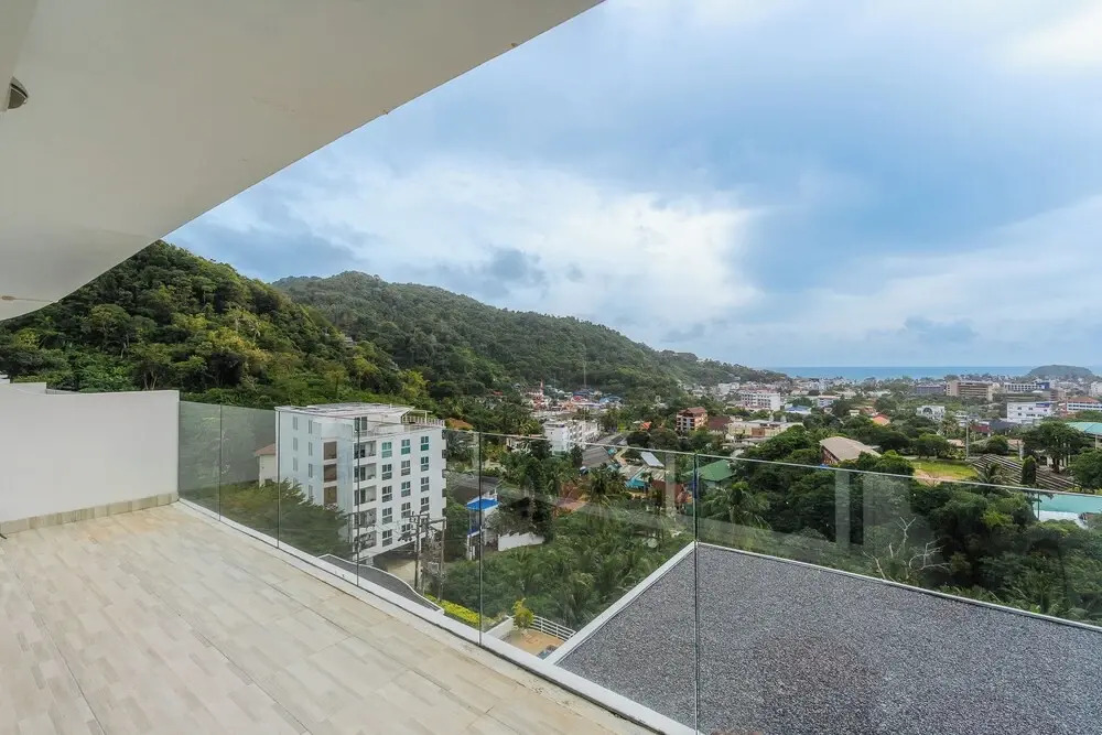 Sea View 2BR Condo Prime Location C236