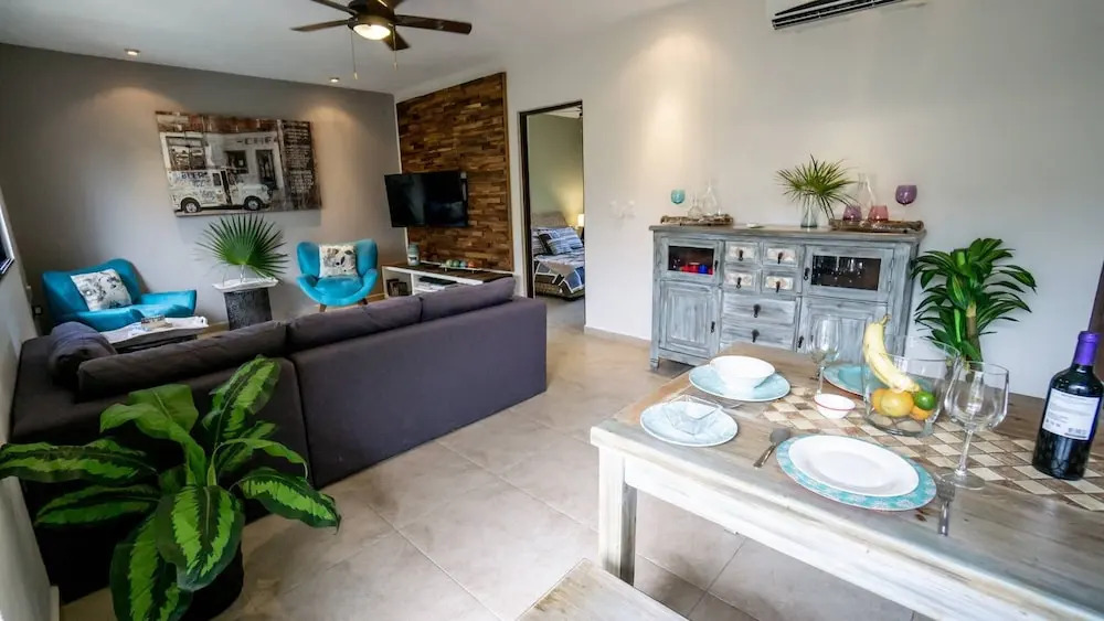 Private Roof, Pool+ Exclusive Offers /rstprca-301d
