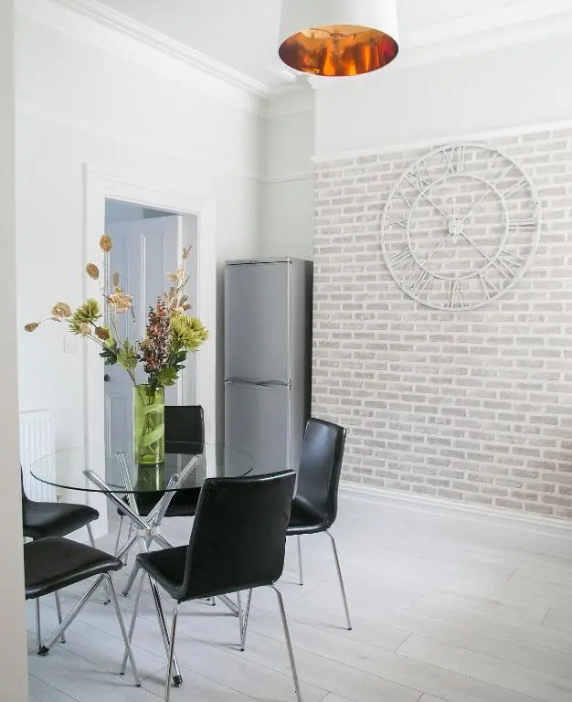 Glebe Apartment 1