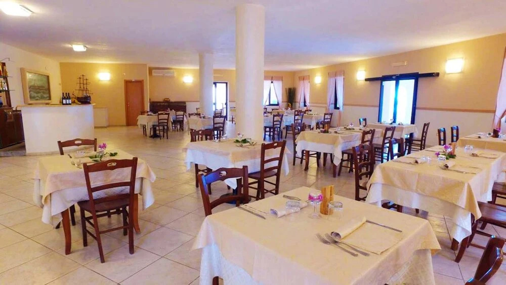 Property With 2 Bedrooms in Vieste, With Shared Pool and Furnished Terrace - 2 km From the Beach