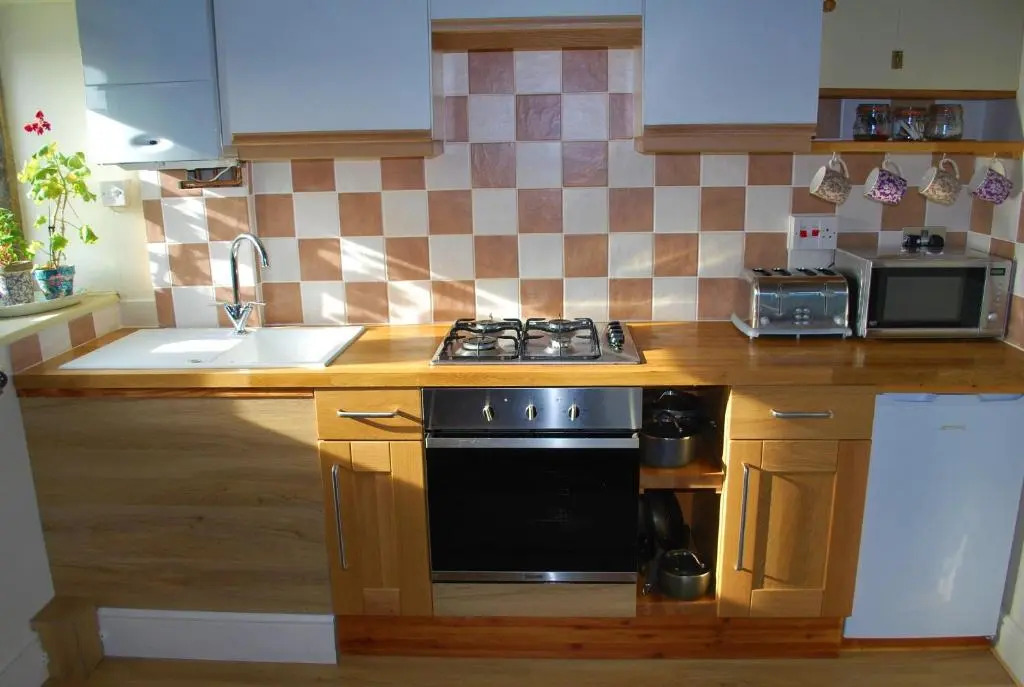 Burnlee House Apartment