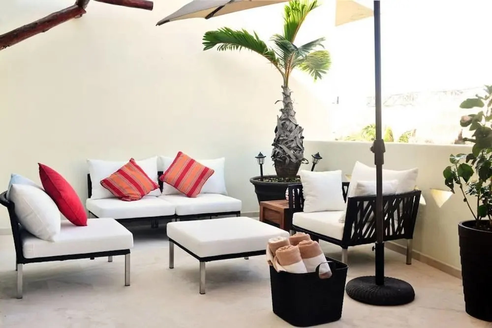 Condo Las Olas 306 by Playa Paradise