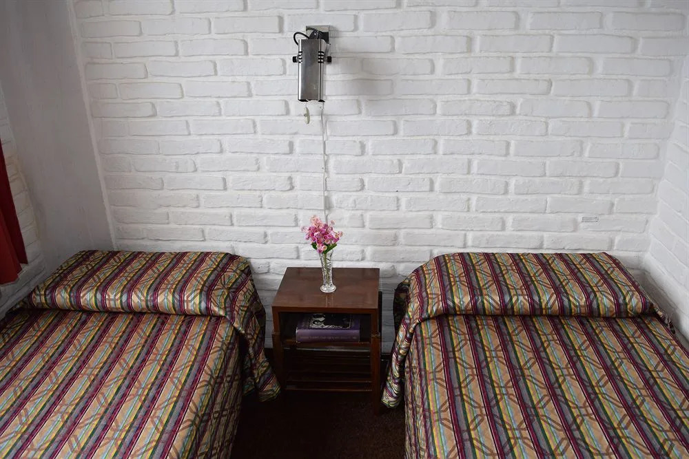 Portobello Suites Hotel