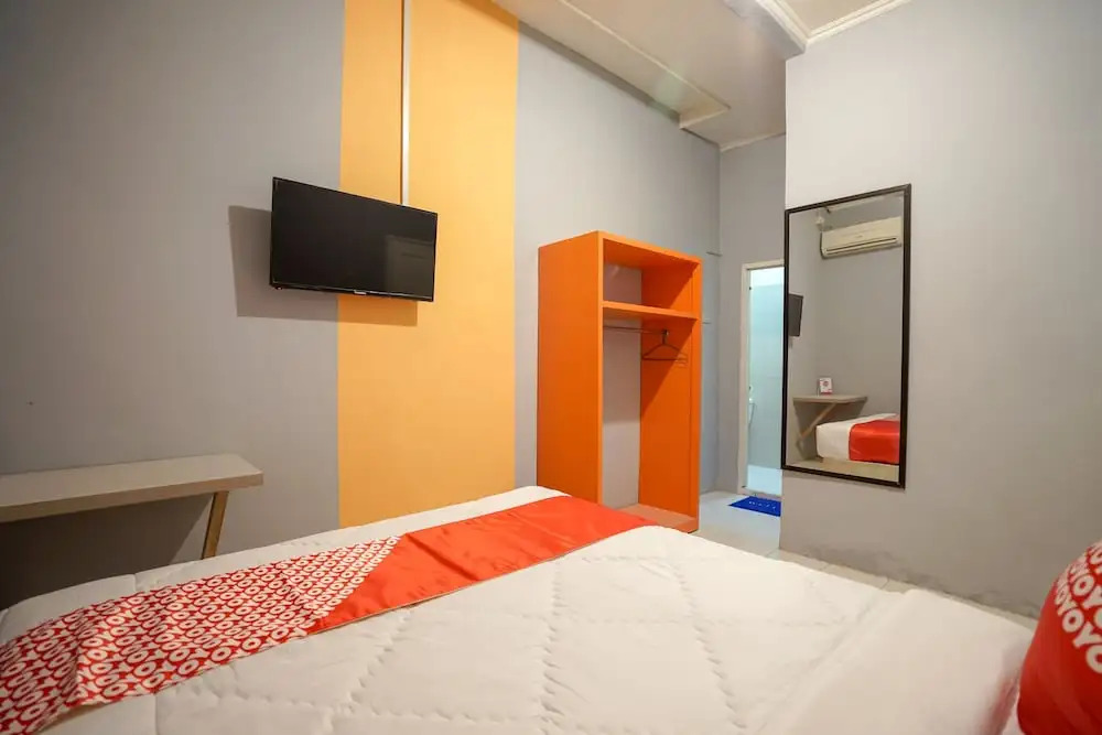 Oyo 1026 Cendrawasih Homestay