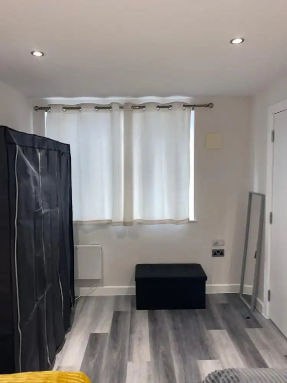 Fresh and Modern 2 Bed Flat Birmingham