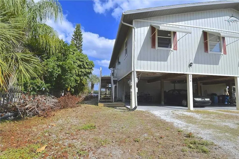 Bay Star 1 - Two Bedroom Home