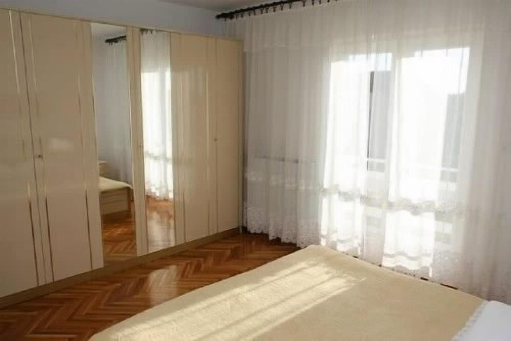 Apartments and Rooms Nada