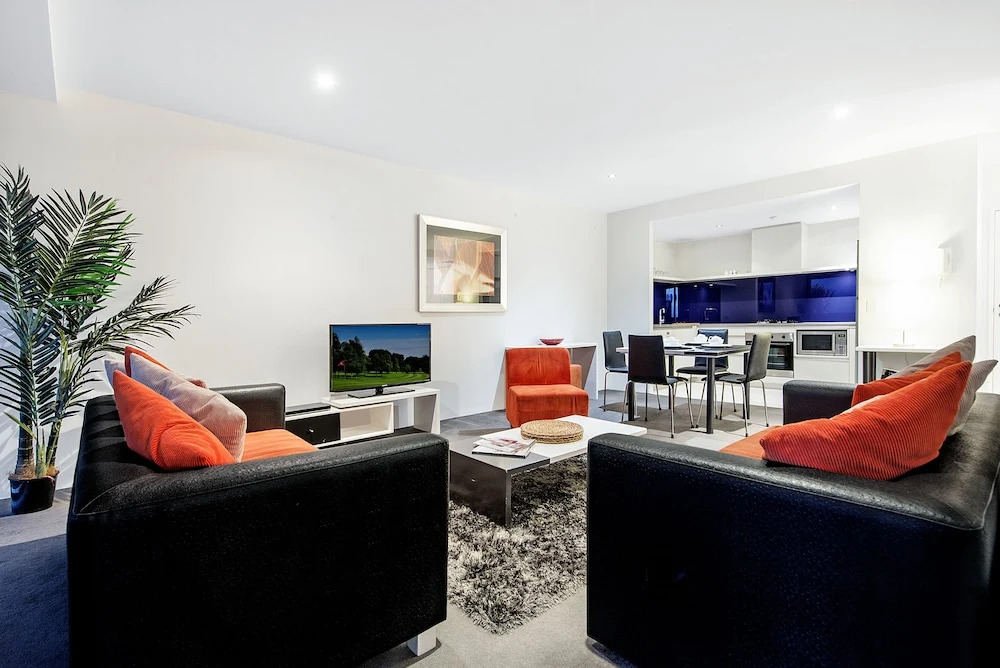 Circle on Cavill - Private Apartments - Apartment Stay