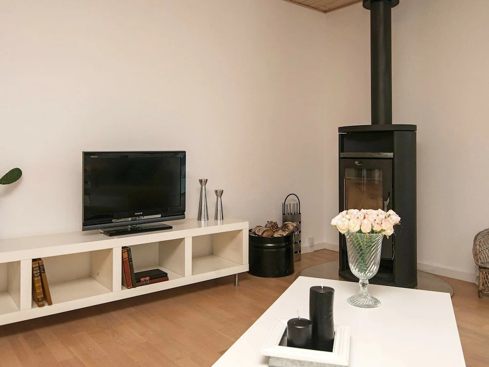 Alluring Holiday Home in Ebeltoft With Whirlpool