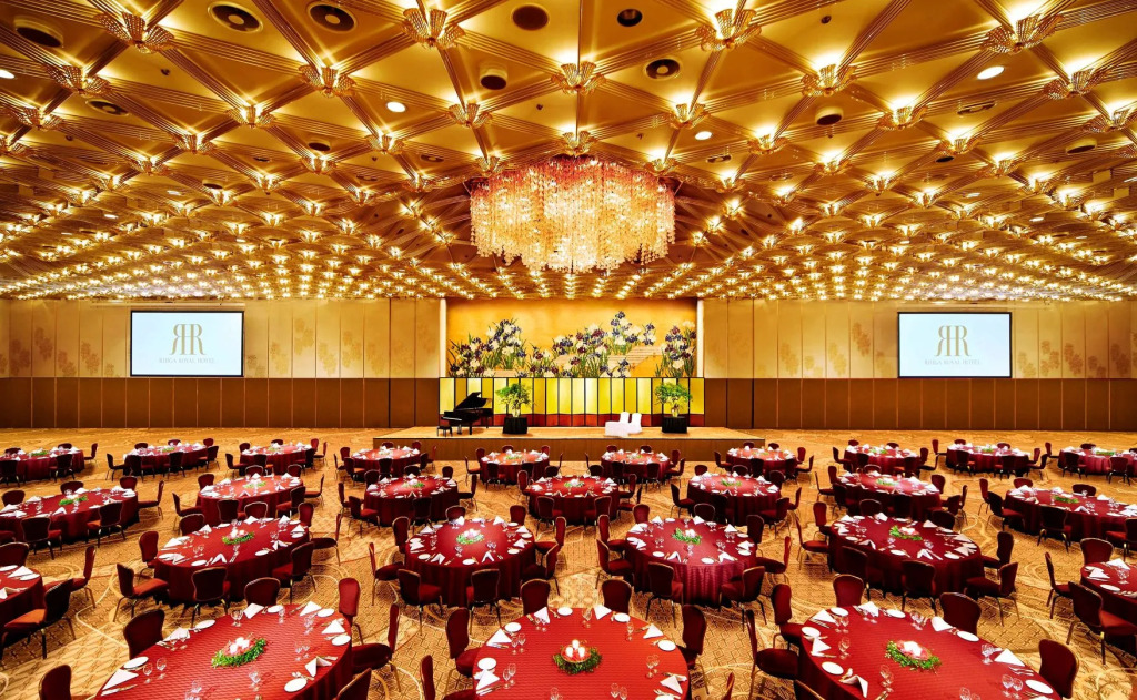 RIHGA Royal Hotel Osaka, Vignette Collection by IHG
