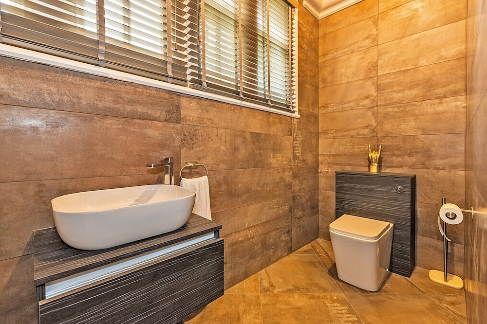 5 Bedroom Holiday Home With Sauna, No Deposit