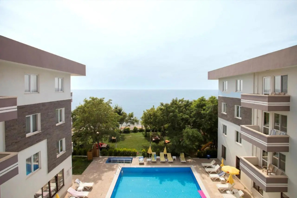 Troas Beach Hotel