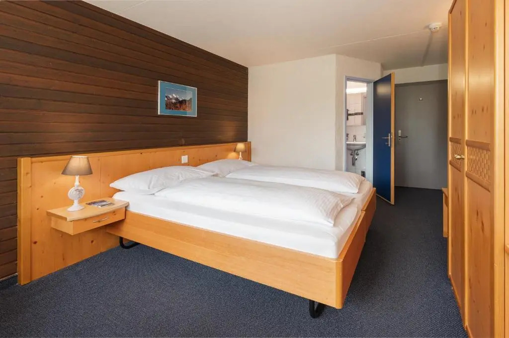 Jungfrau Lodge, Annex Crystal
