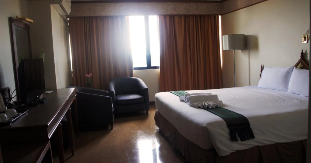 JP Emerald Hotel