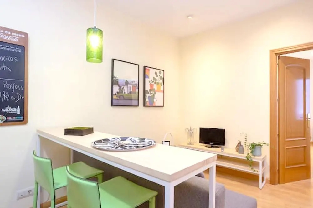 Apartment with One Bedroom in Madrid, with Wifi