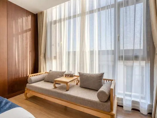 Baoyue Hotel