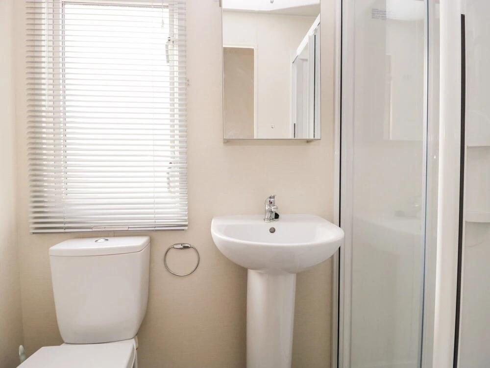 18D Shorefield Country Park
