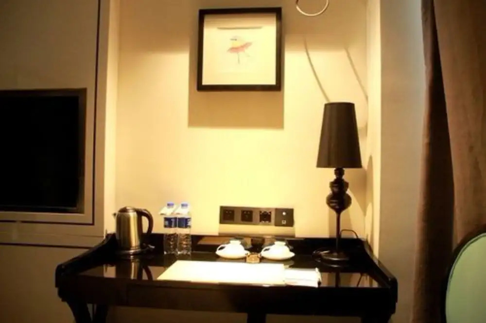Xana LITE Hotel 5th Avenue Branch