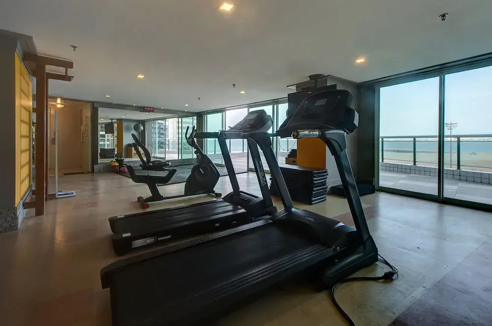 Sea View Praia de Iracema 2 Bedrooms 5 People 200mb Wifi By DM Apartments