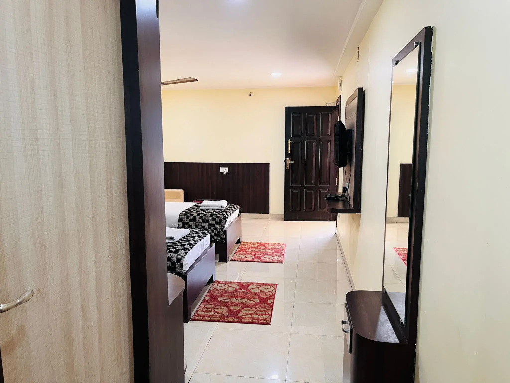 Sarojinee Residency