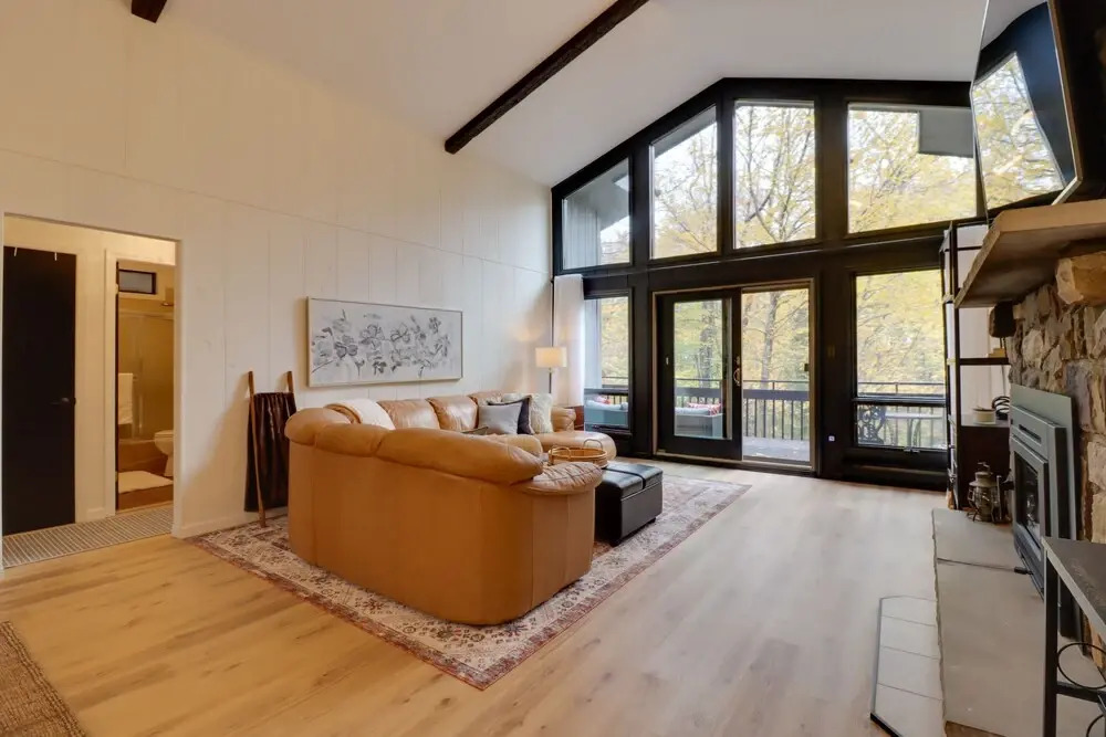 Pool, Tennis & More: Gouldsboro Getaway!