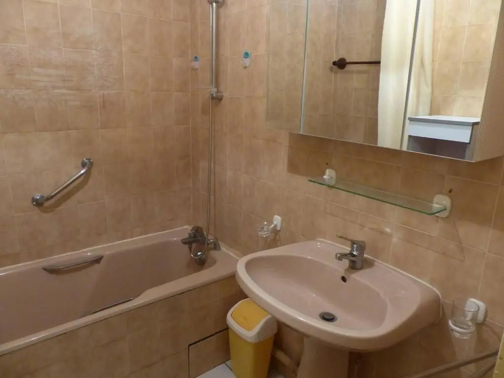 Appartement Le Lavandou, 2 pièces, 4 personnes - FR-1-308-127