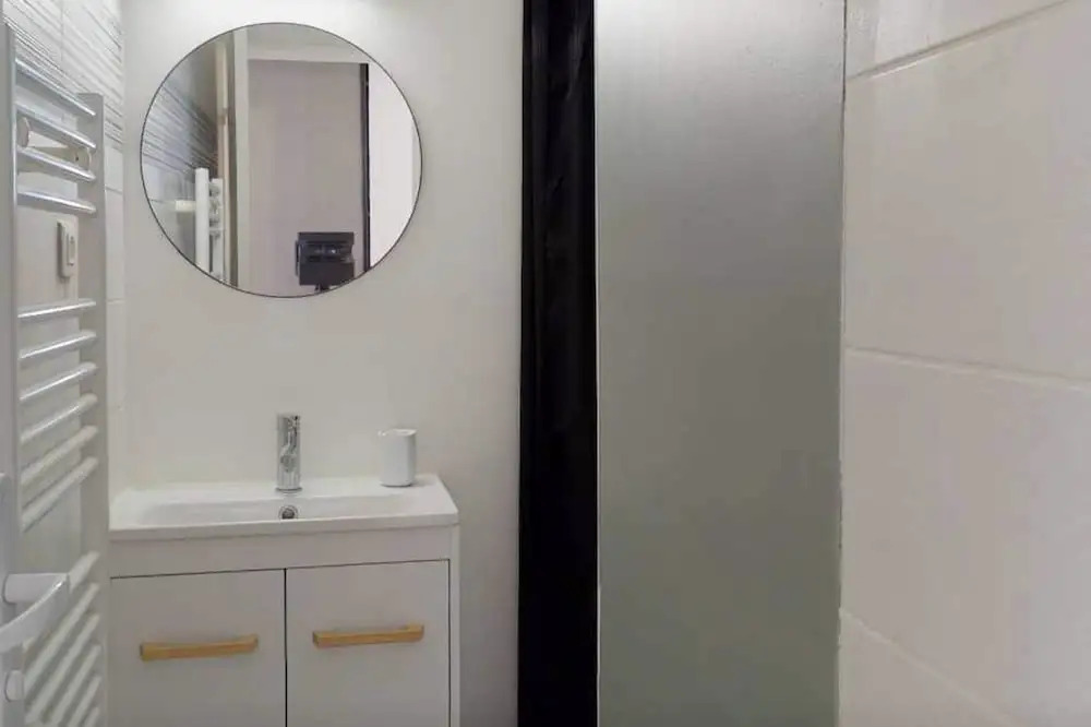 Private Room in a Shared Flat - Villeurbanne