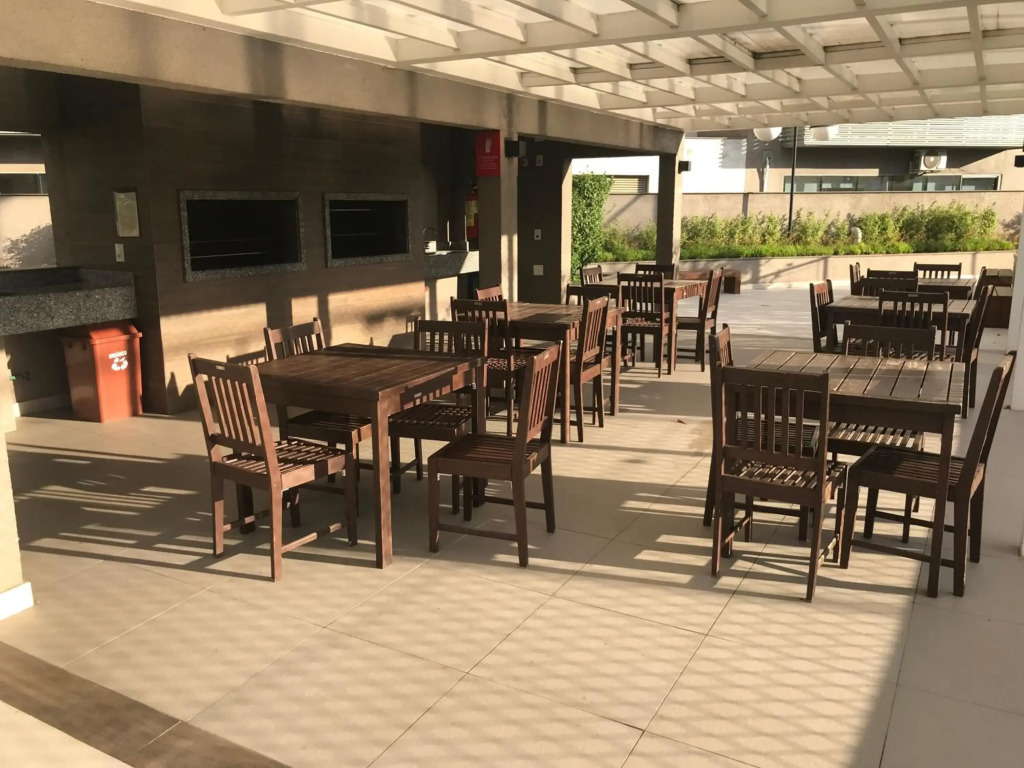 Apartamento p/ 8 com garagem churasqueira e piscina