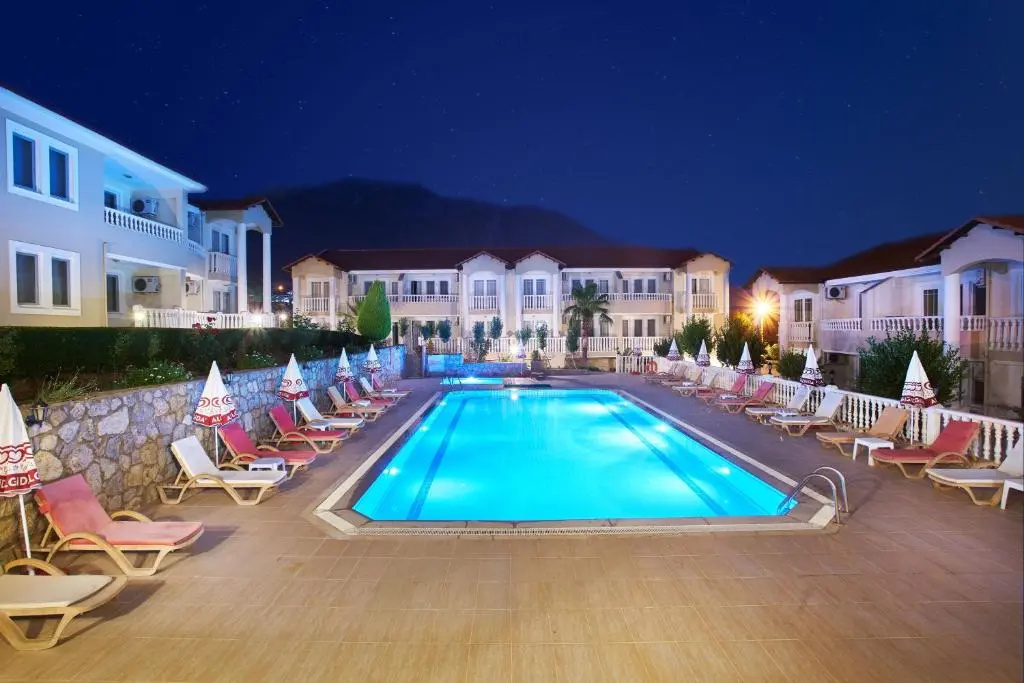 Larimar Suite Hotel