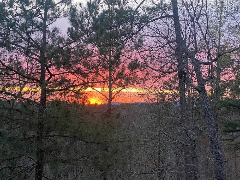Mountain Community Home In Ellijay! Games, Private Hot Tub and Sunsets!