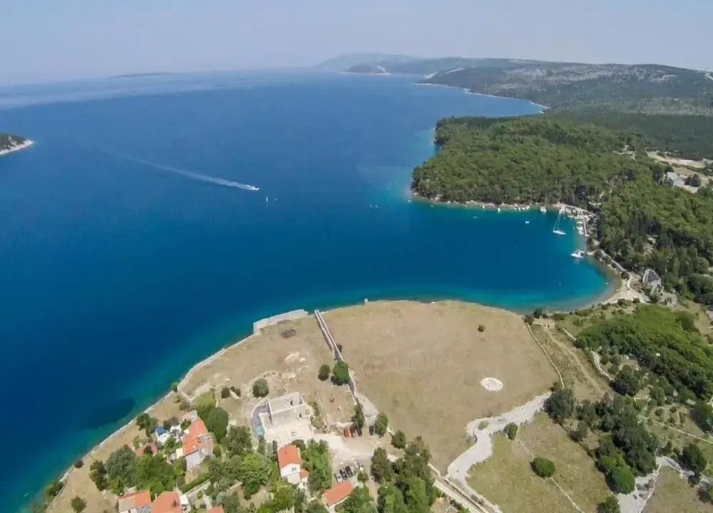 Holiday Home in Osor Near Sandy Beach