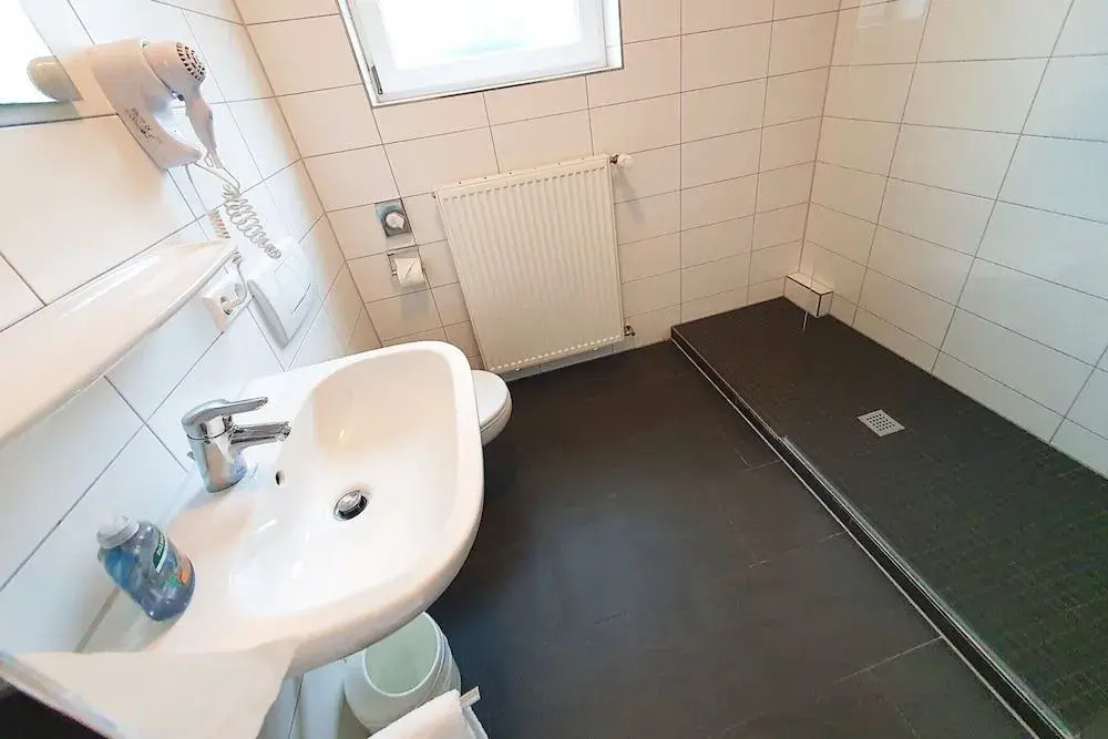 Sport Hotel Kenzingen inklusive Schwimmbad, Sauna und Frühstück nähe Europa-Park