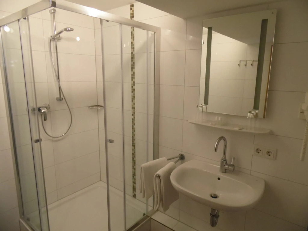 Rheinmetropole Hotel