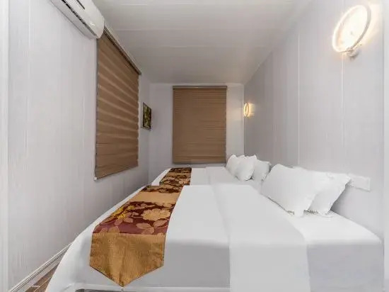 Bright Moon Inn (Shenzhen No. 2 Branch)